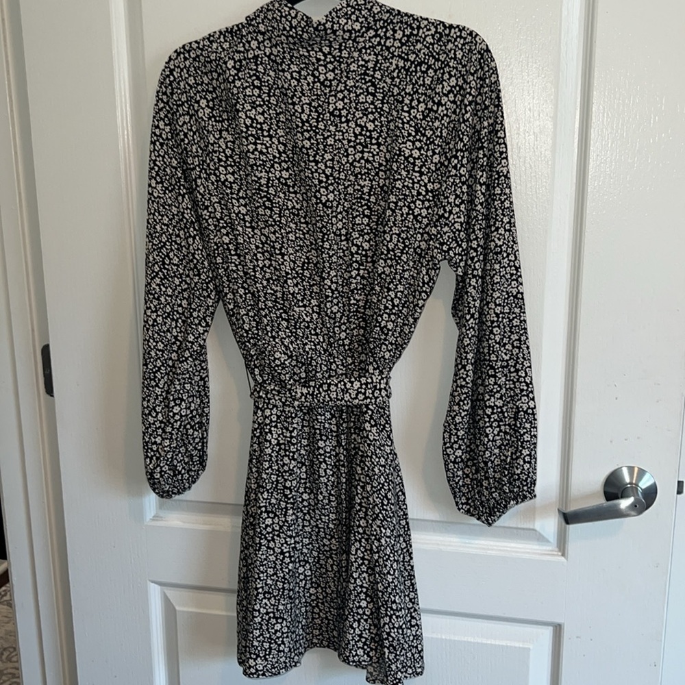 NWT H&M beautiful fall knee length dress - size small - Picture 7 of 10